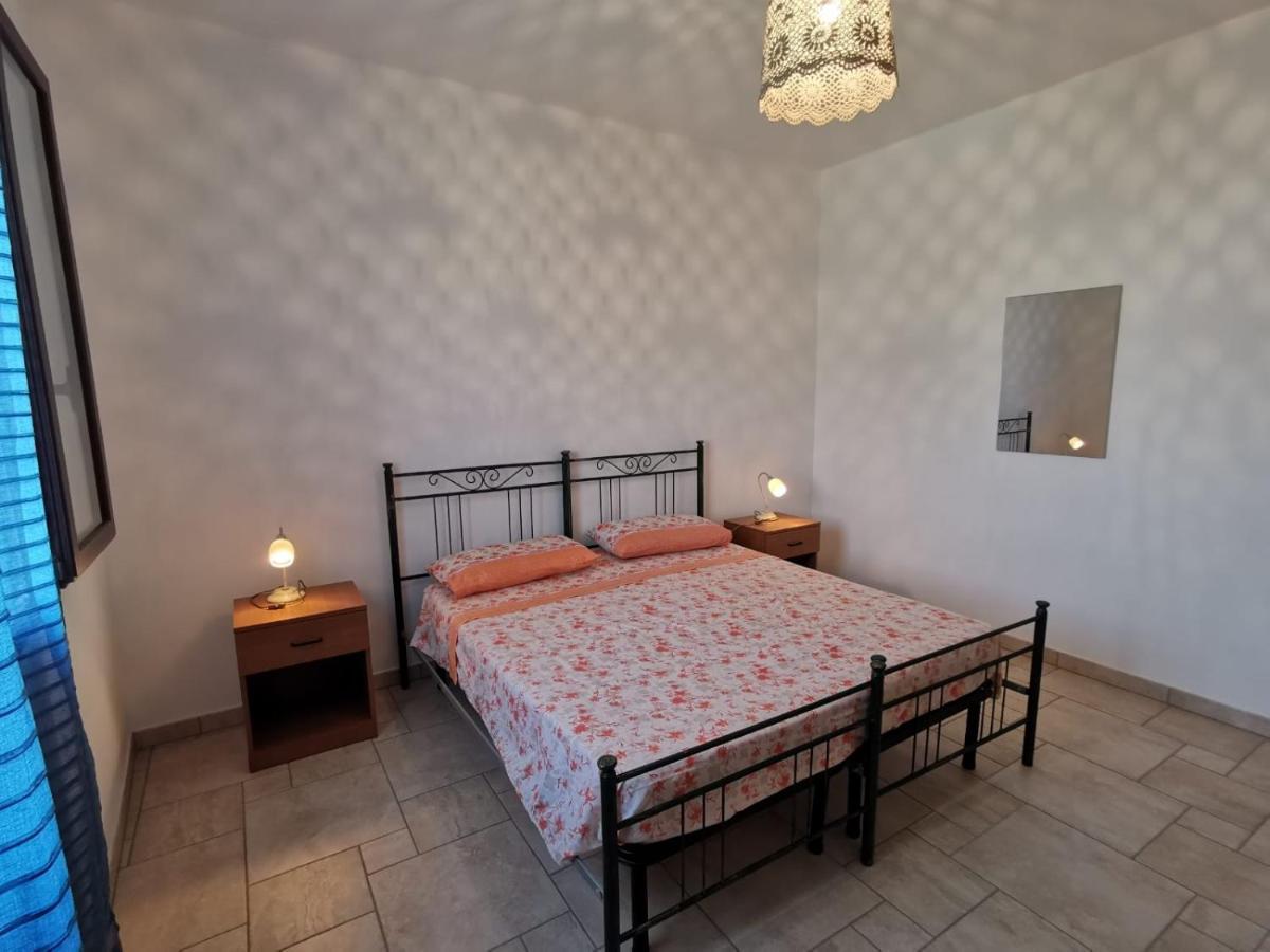 Casa Tramonto Vista Mare Apartman Marina Di Pescoluse Kültér fotó